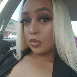 Meet your Posher, Aja